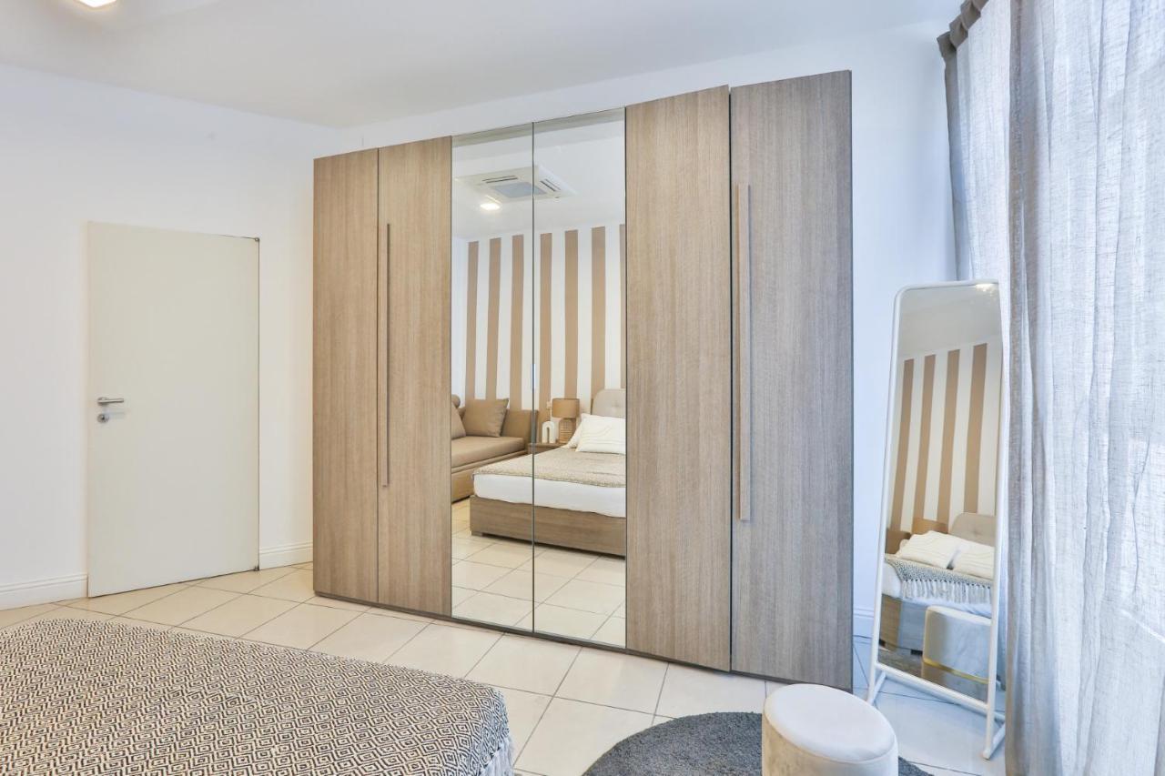 Easylife - Elegante E Rifinito Vista Duomo In Piazza San Babila Apartment Milan