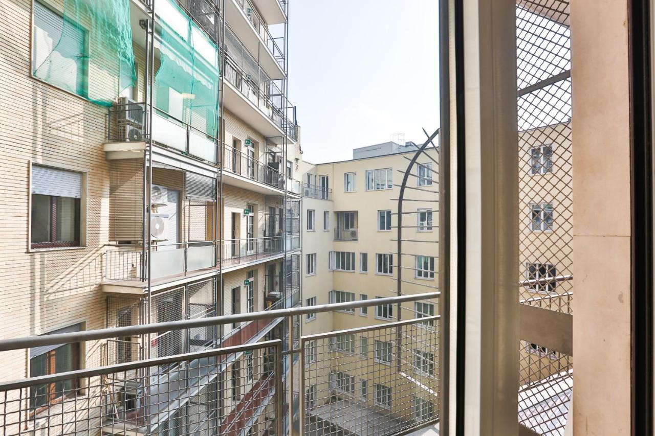 Easylife - Elegante E Rifinito Vista Duomo In Piazza San Babila Apartment *