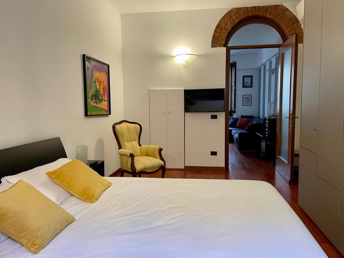 Apartment La Casa Di Ringhiera In Sarpi-sempione-moscova