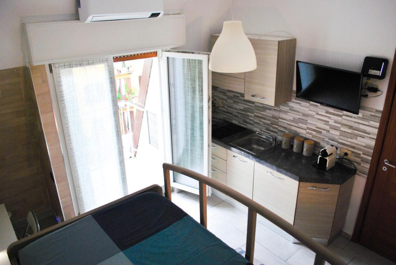 Shopping Street Apartment *