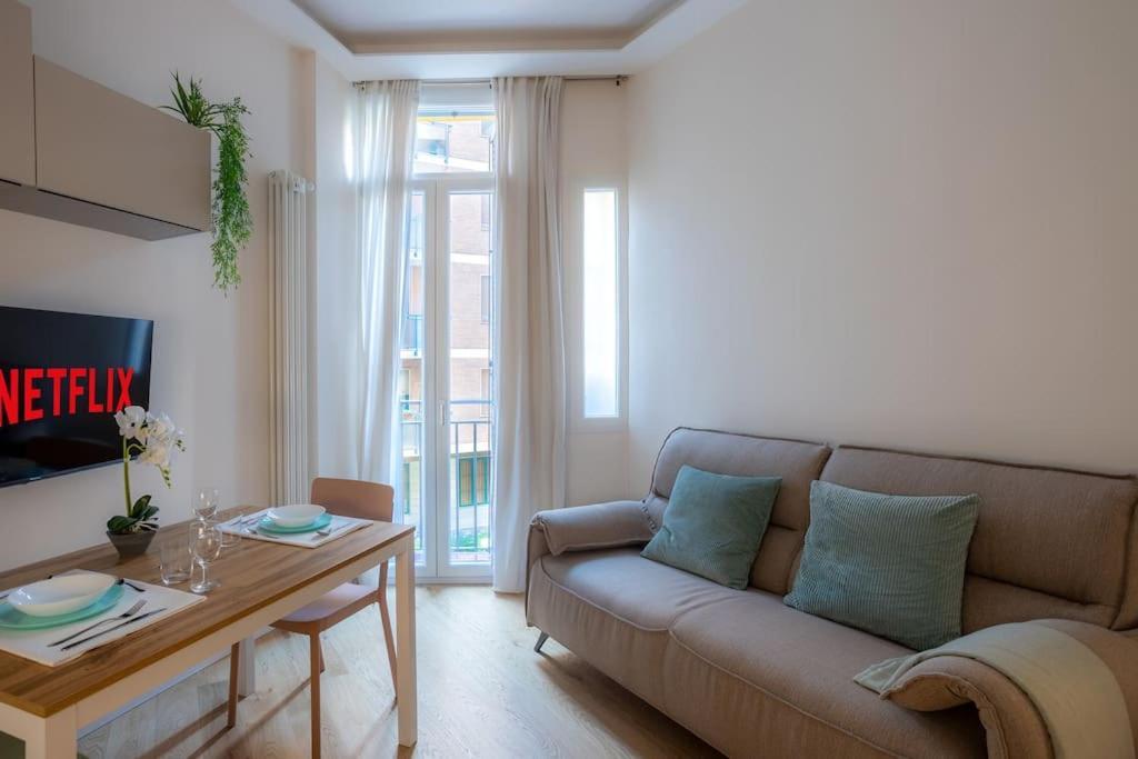 Appartamento Duomo-fiera Mi Master Design Wifi+netflix *