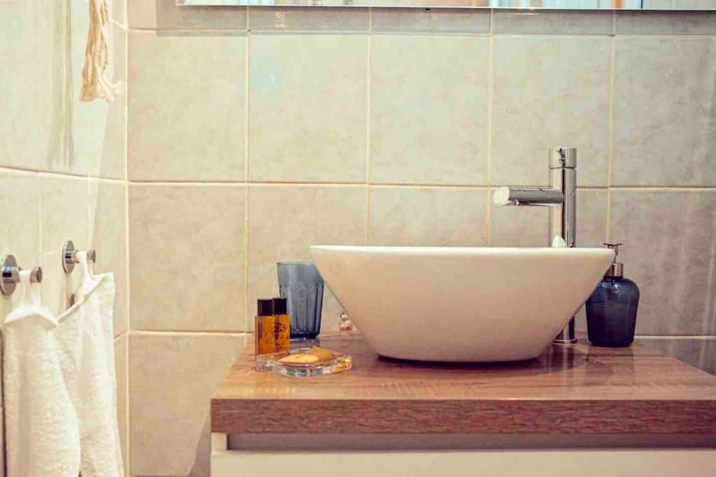 Casa Navi - Typical House By Navigli Apartment Milan