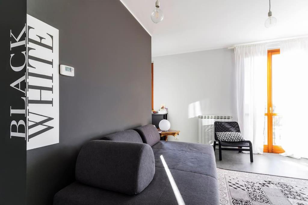 Appartamento Black & White Flat In Naviglio/ Porta Genova *