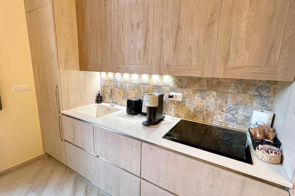 Marghera - Fiera Netflix & Wifi 10 Min To Duomo * Milan