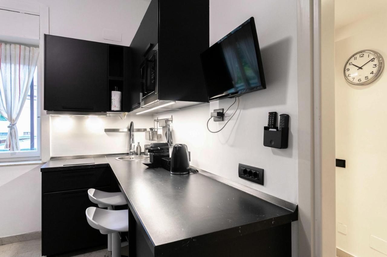 Luna Homes - In Corso Sempione * Milan