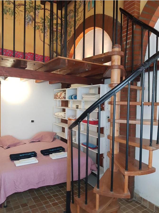 Flat Nirmala Studio-shop Apartment