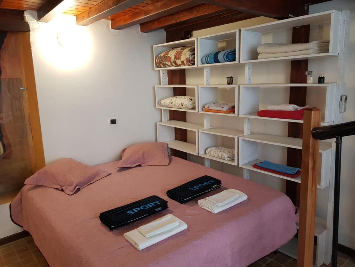 Flat Nirmala Studio-shop * Milan