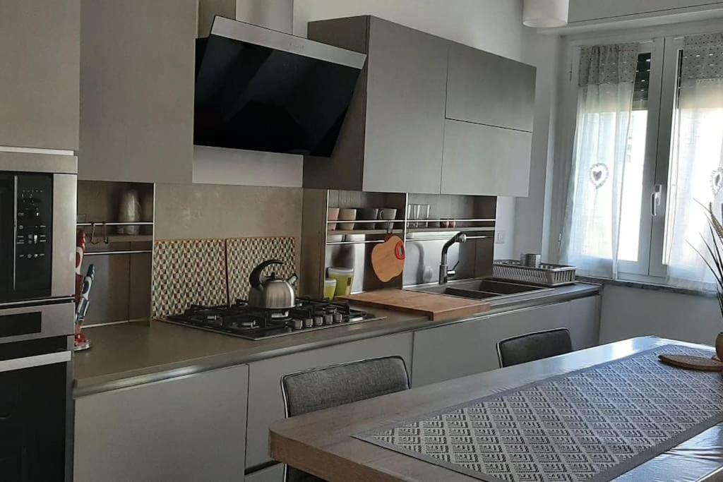 Apartamento Ampio Bilocale In Zona Porta Vittoria / Corso Lodi Milão