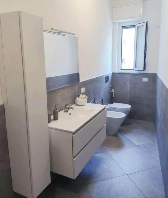 Ampio Bilocale In Zona Porta Vittoria / Corso Lodi Apartamento