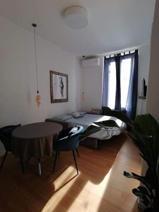Apartment New Cozy 7 Metro Stops To Duomo! *