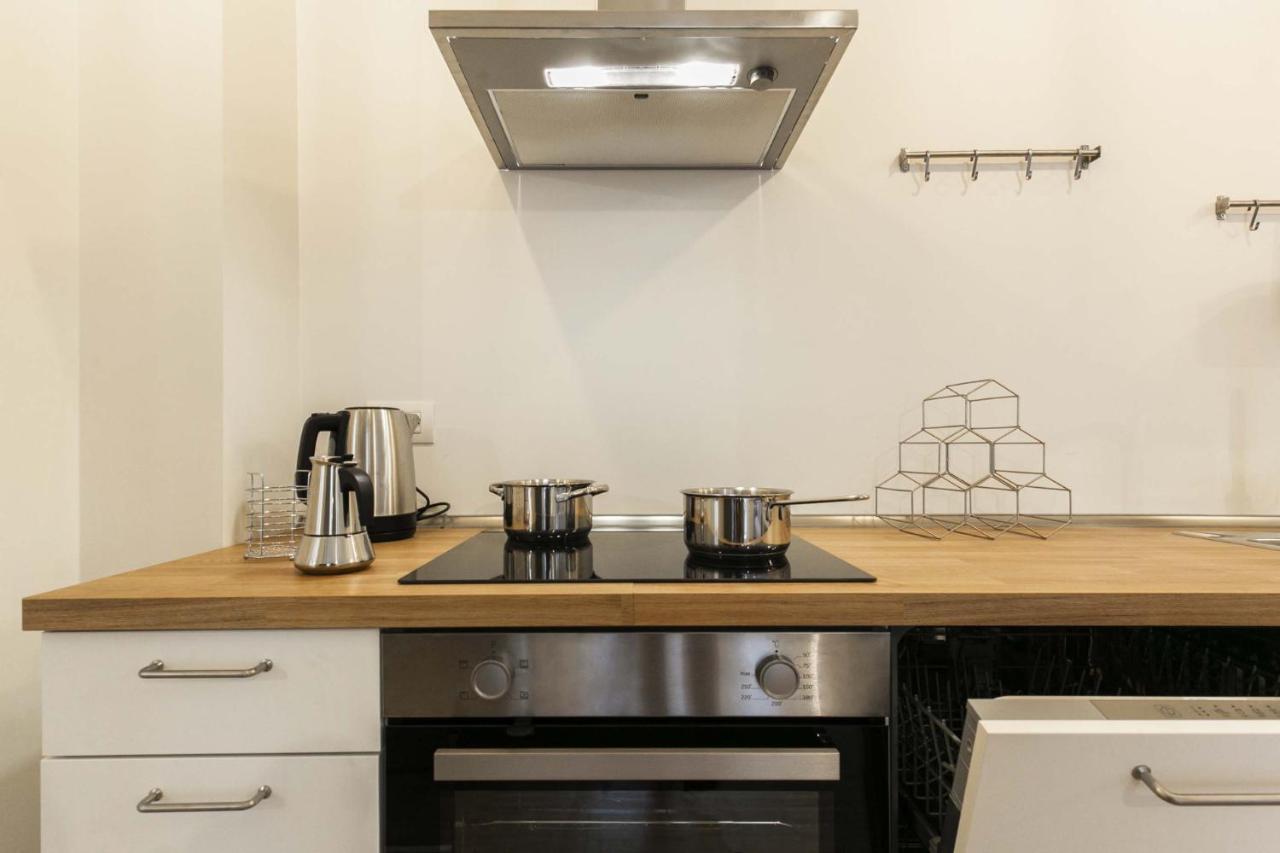 Easylife - Ampio E Luminoso Bilocale In Affascinante Quartiere Nolo Apartamento *