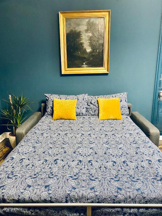 Apartment Elegant Liberty In The Heart Of Milan
