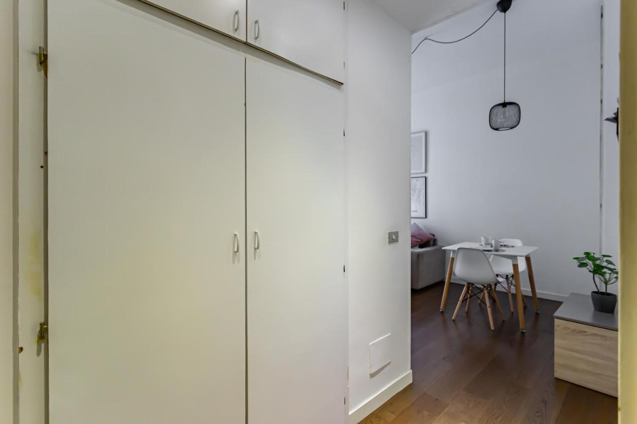 Isola Cozy Studio - M3 Maciachini & Zara Underground Apartment Milan