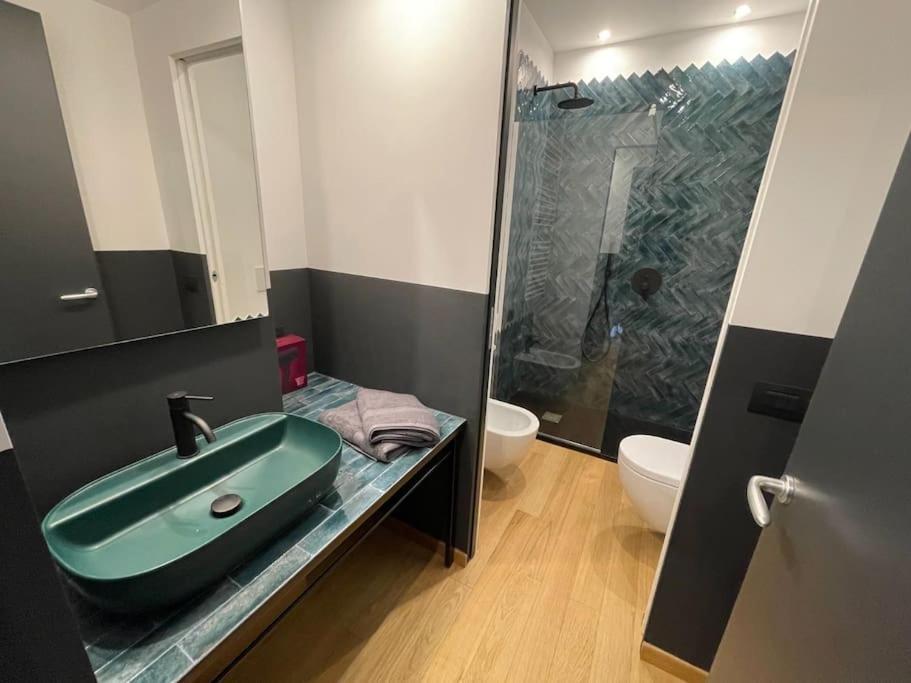 Capital Station - Black Apartment Milan