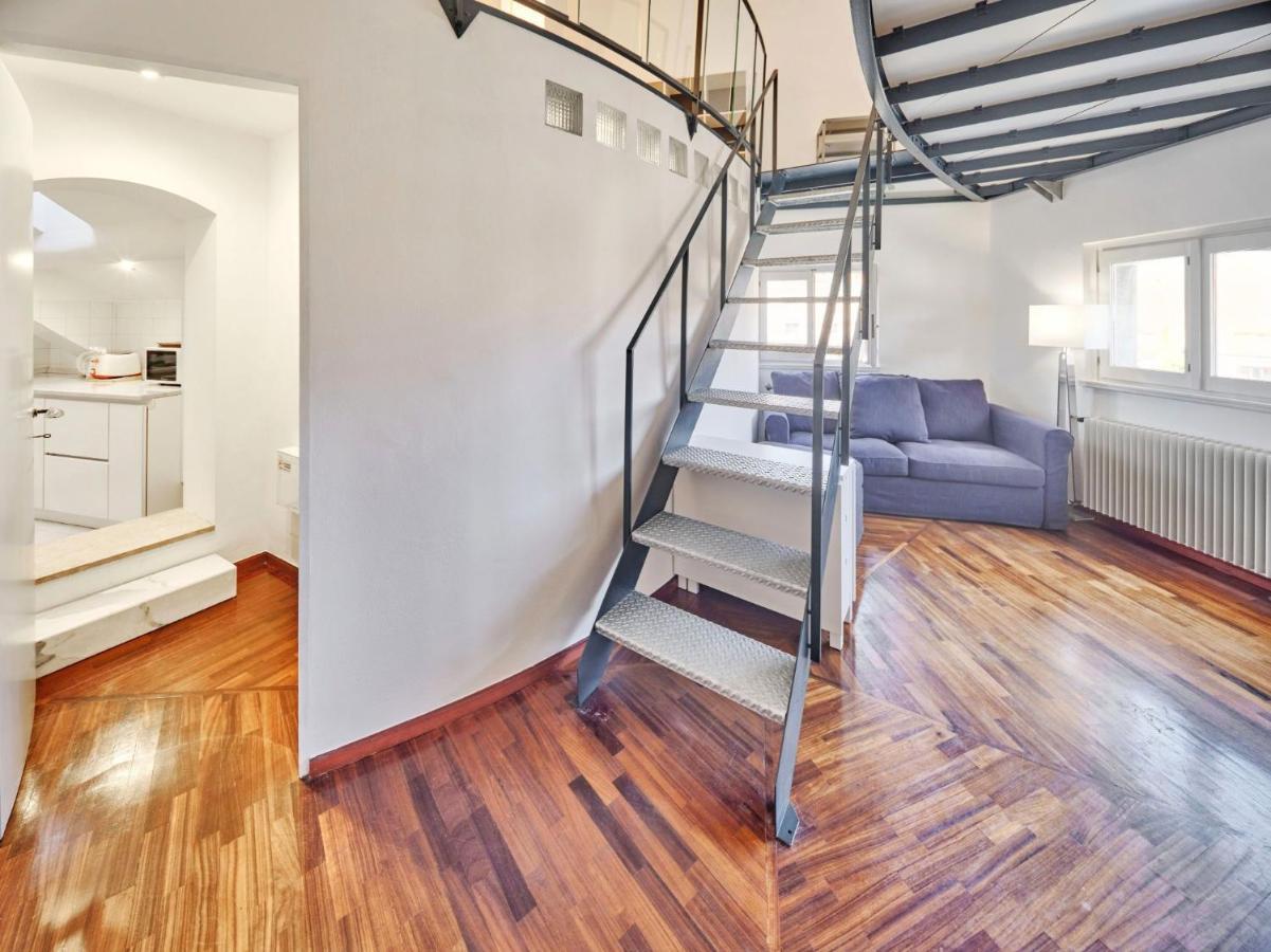 Apartment Splendid In The Historic Center Milan
