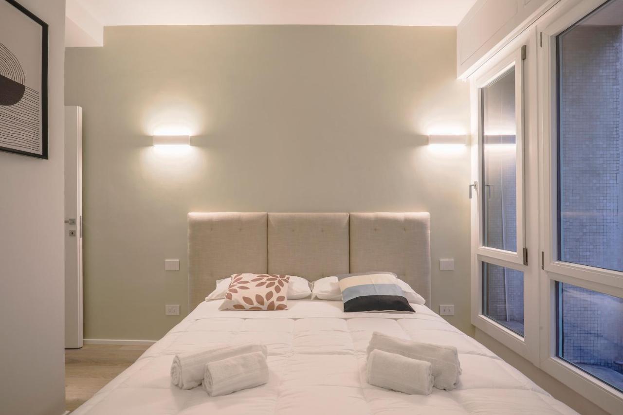 Apartment Repubblica I-hosted By Sweetstay Milan
