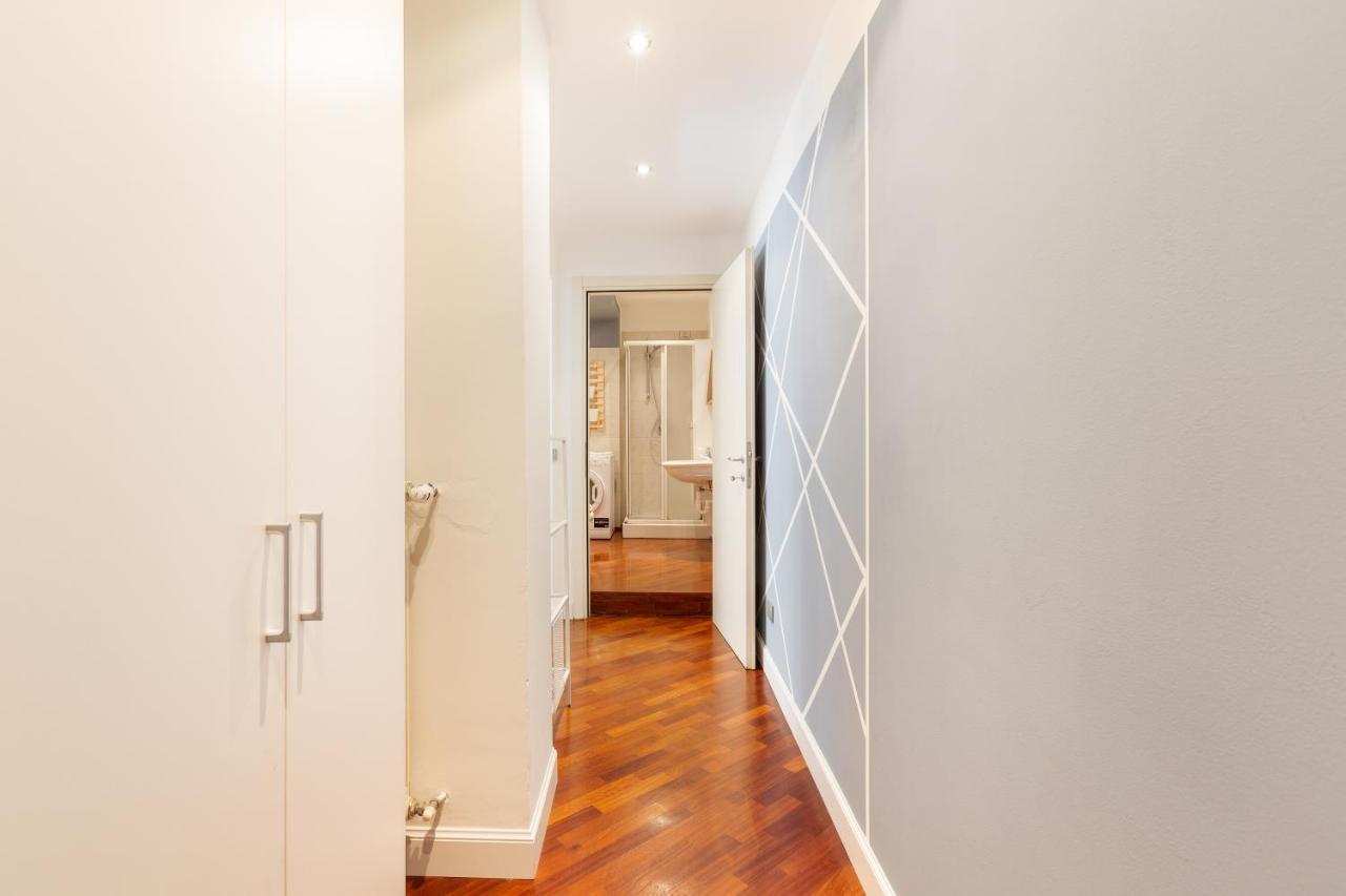 Sempione Modern Flat Milan