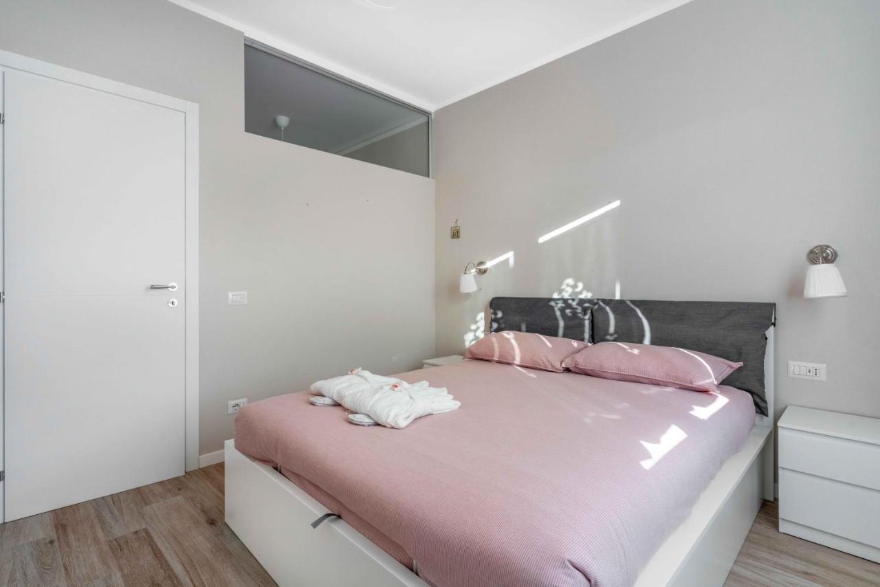 Apartment Bo13 -crescenzago- Bright - Wifi - Elegant