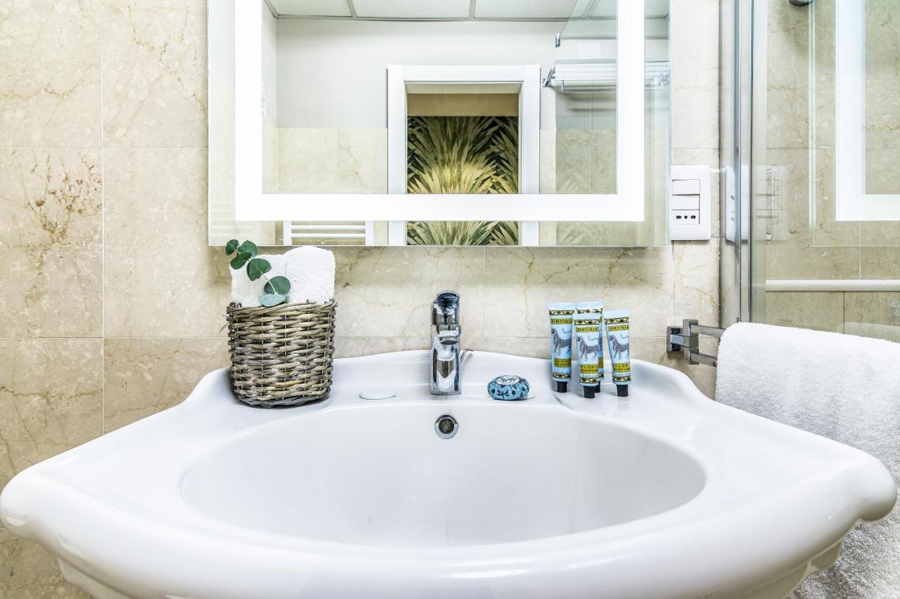 Beplace In Duomo Apartment Milan