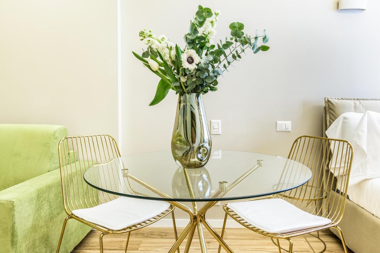 Apartment Beplace In Duomo Milan