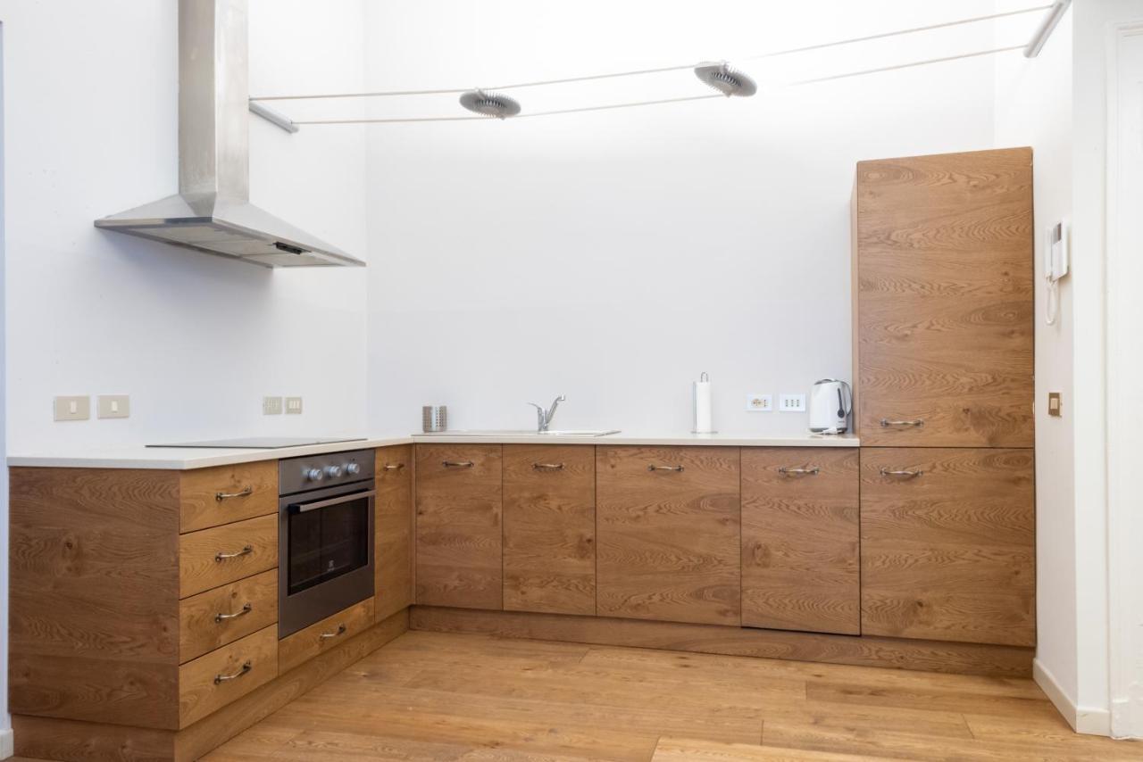 Porta Venezia Elegant Penthouse With Terrace Apartment