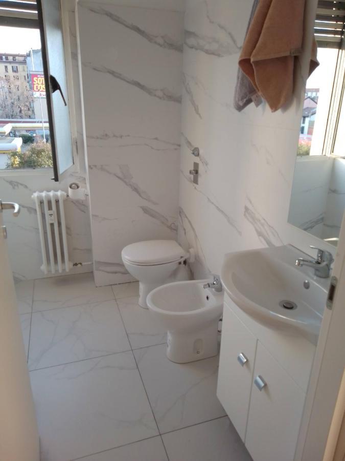 Apartment Viale Monza Gorla M1 *