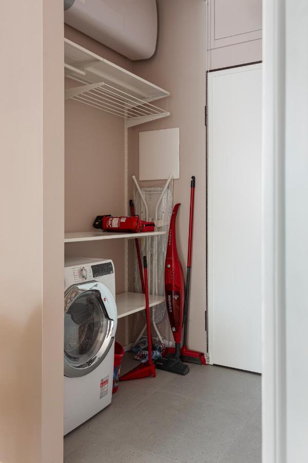 Bilocale Aleardi Apartamento Milão