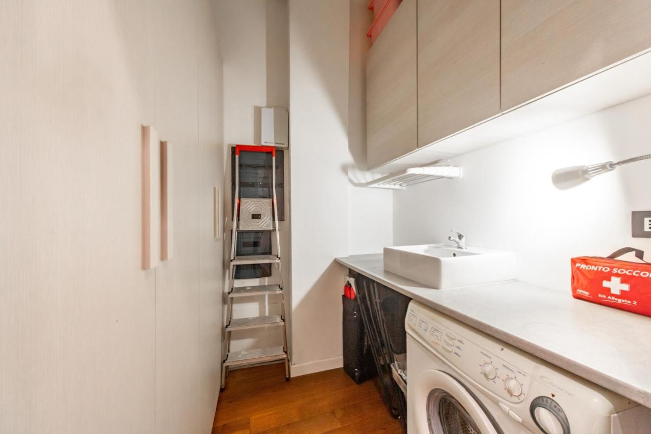 Easylife - Lussuoso Trilocale Con Balcone E Vasca Idromassaggio In Zona Barona * Milano