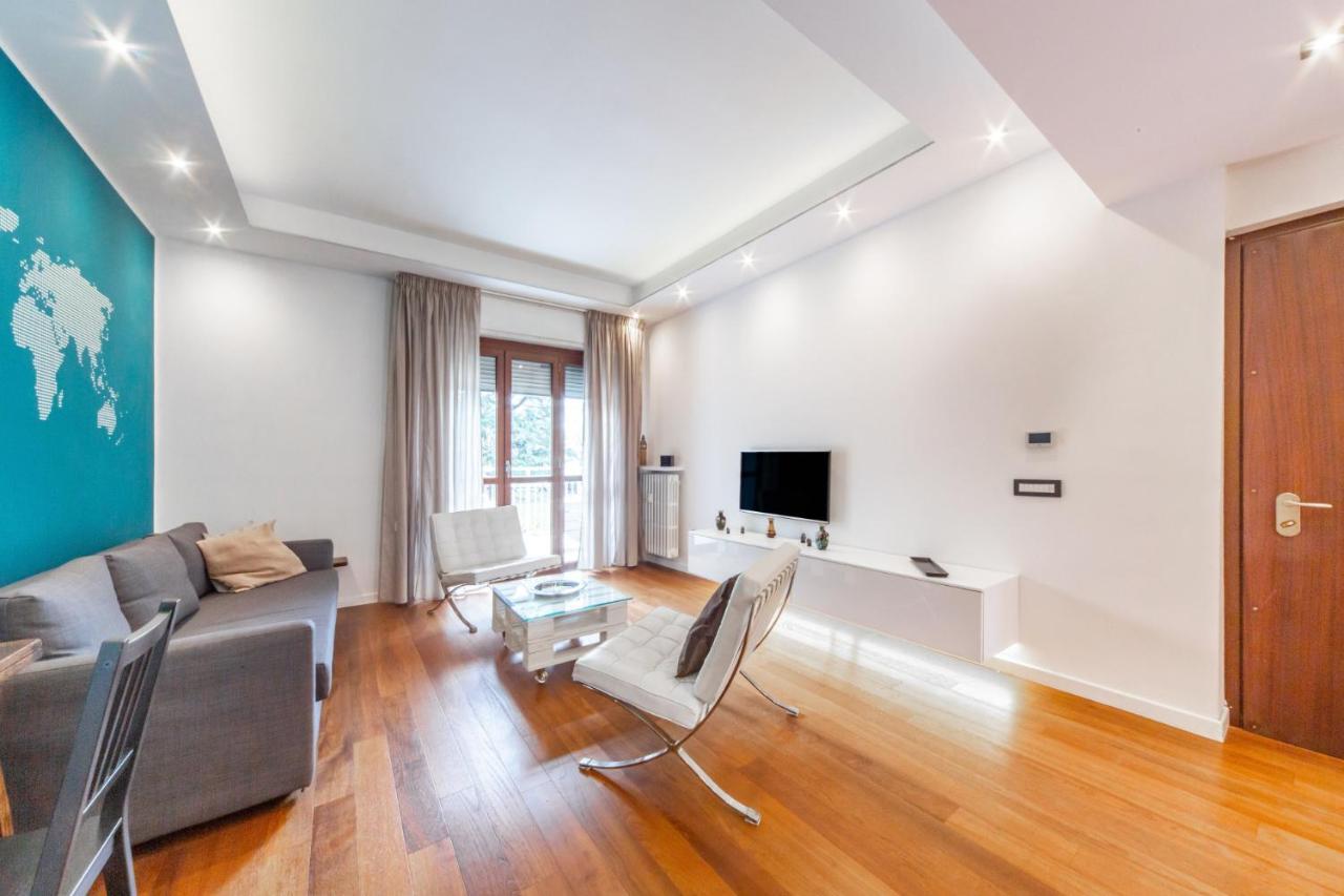 Easylife - Lussuoso Trilocale Con Balcone E Vasca Idromassaggio In Zona Barona Milano