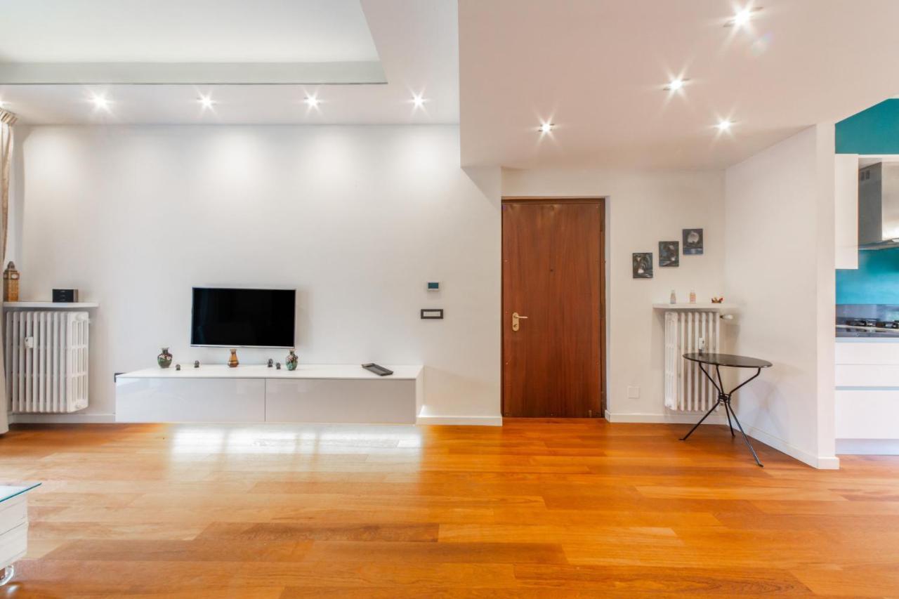 Easylife - Lussuoso Trilocale Con Balcone E Vasca Idromassaggio In Zona Barona
