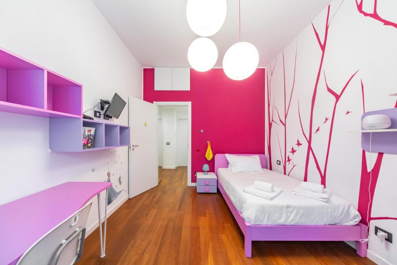 Appartamento Easylife - Lussuoso Trilocale Con Balcone E Vasca Idromassaggio In Zona Barona