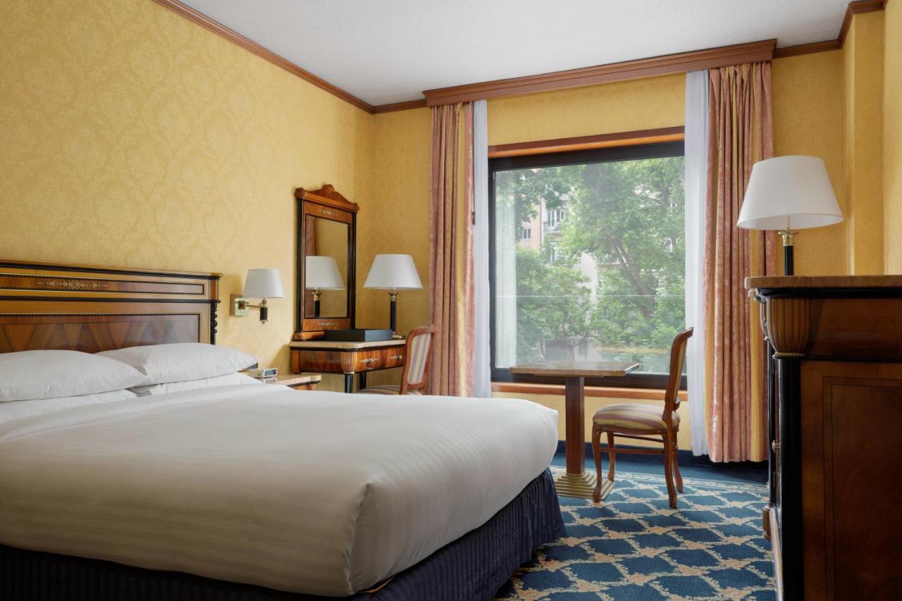 Marriott Hotel 4*