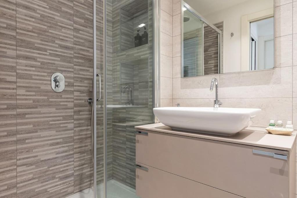 Apartment Bilocale - La Ringhiera Dell'isola Milan