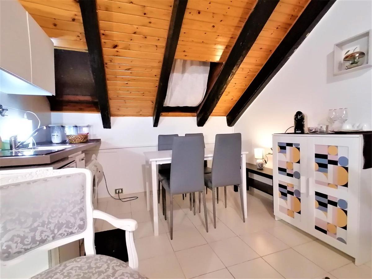 Mercanti Attic Version Apartment Milan