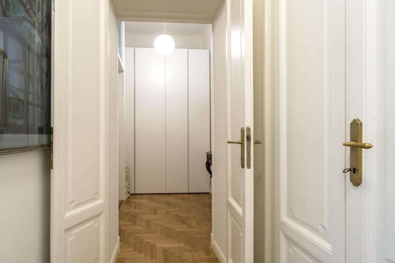 Easylife - Comoda Residenza Con Terrazzino Abitabile In Zona Sant Ambrogio Apartment Milan