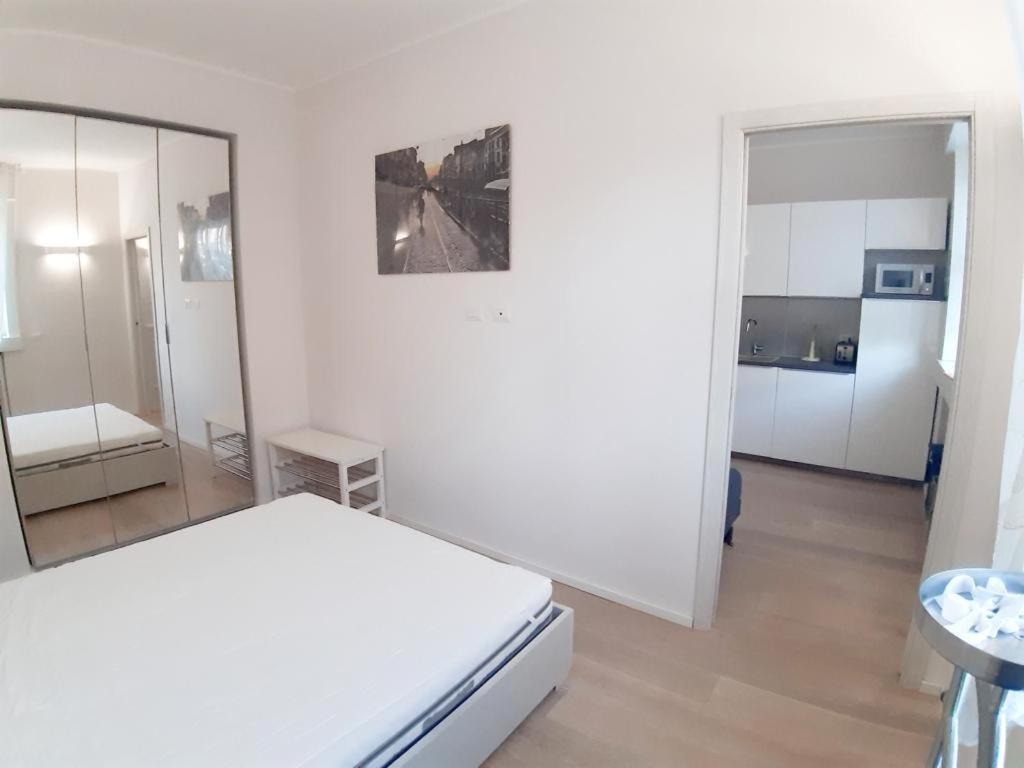 Easy Italy Apartamento Milão