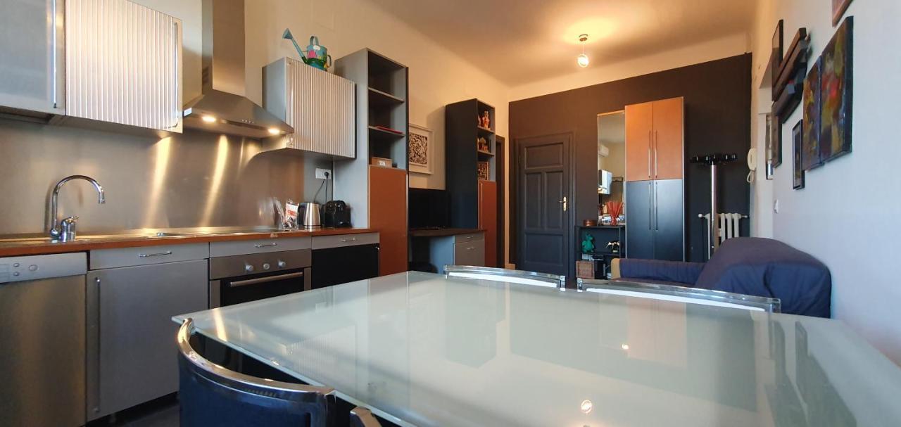 Bnbutler - Aselli, 14 - Comodo E Luminoso Apartment *