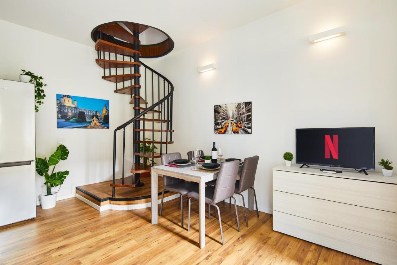 House Navigli In The Heart Of The Naviglio Grande *