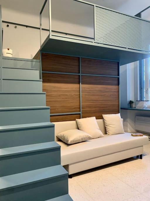 Lovely Flat In Bocconi * Milan