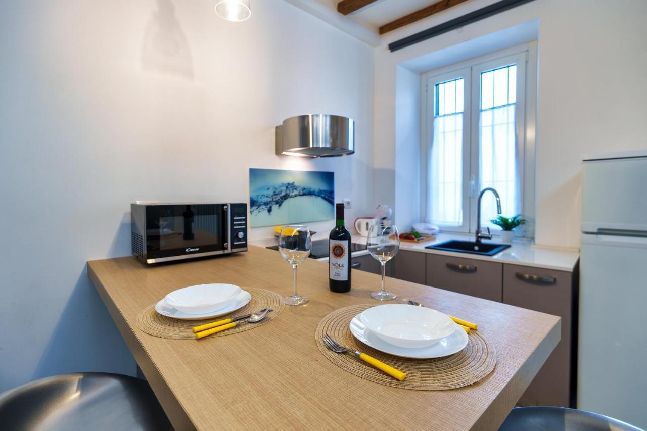 Ambrogio's Nest - Modern Close To Cadorna Station Apartment *