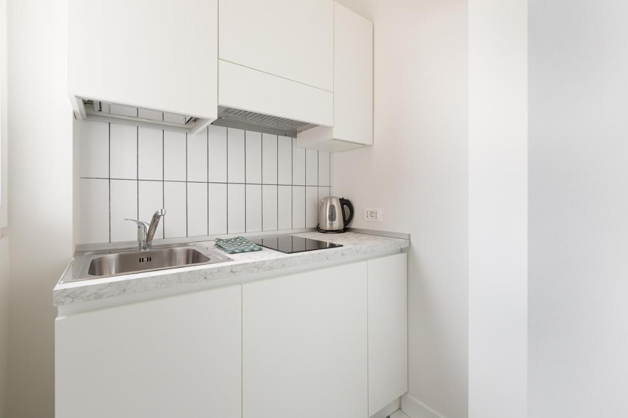 Comfy X2 - 1,1 Km Far From Iulm University! Apartamento Milão