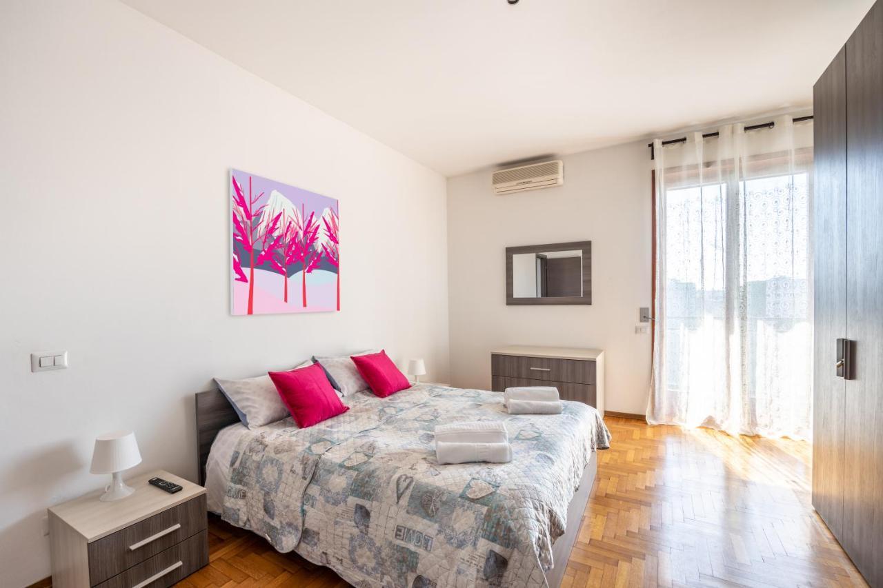 Appartamento Terrazza Con Vistacasa Con Parcheggio Gratuito