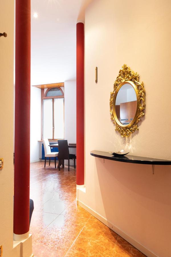 Appartamento Interno In Un Castello Storico In Centro Milano