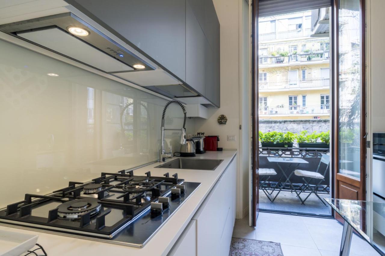 Easylife - Comoda Residenza Con Terrazzino Abitabile In Zona Sant Ambrogio Apartment Milan