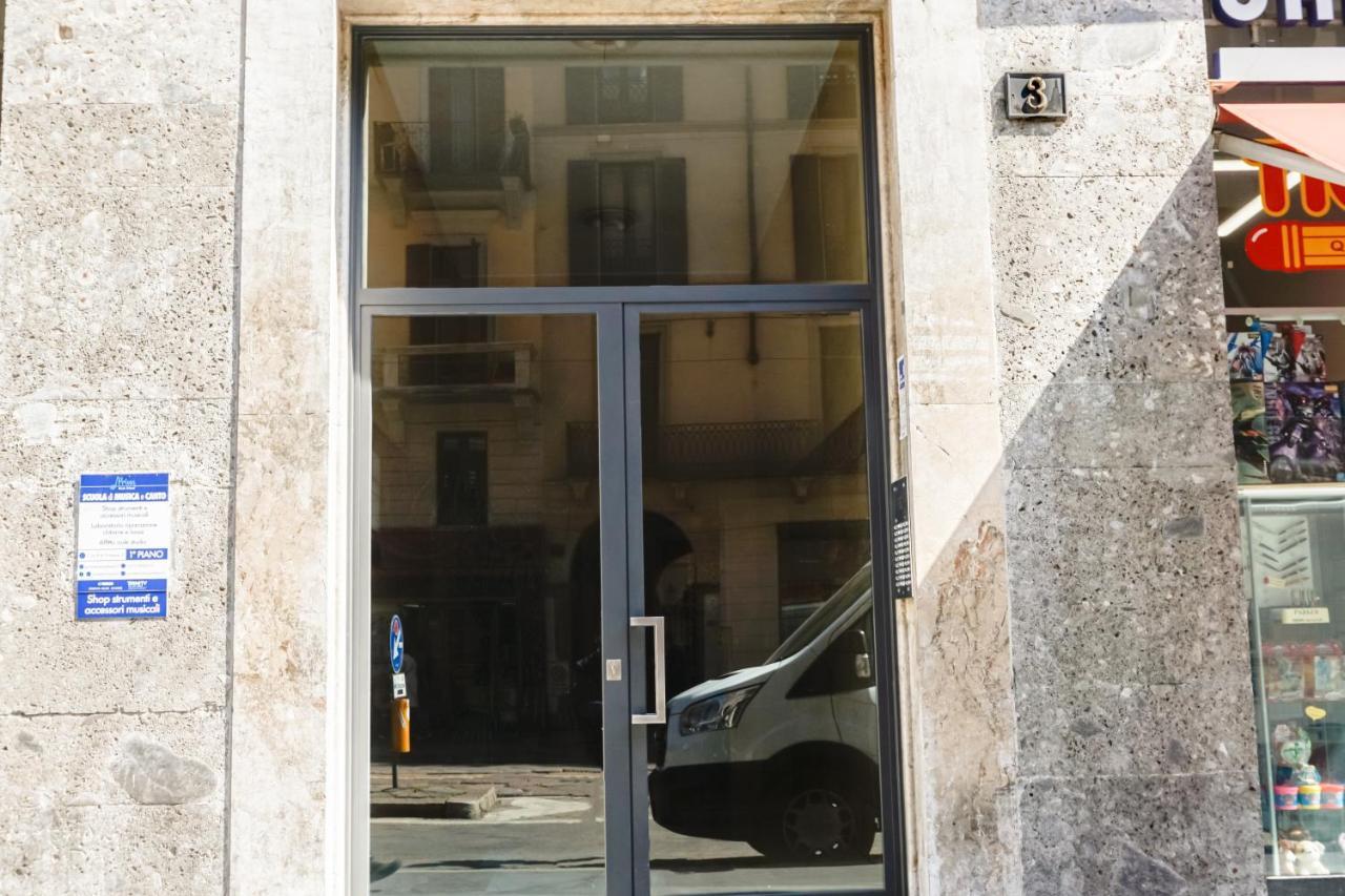 Apartment Easy Italy Balcony