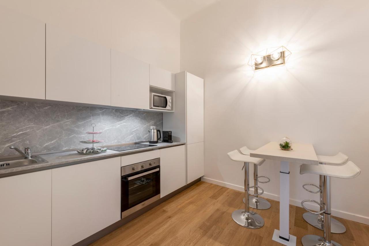 Apartment Royal - Centro Cadorna Milan