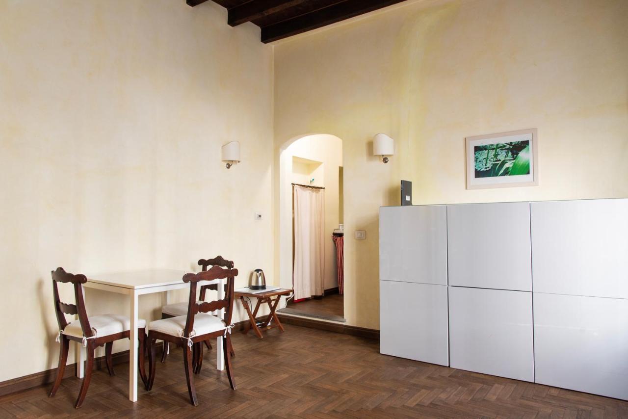 Apartment Youhosty - Ugo Bassi