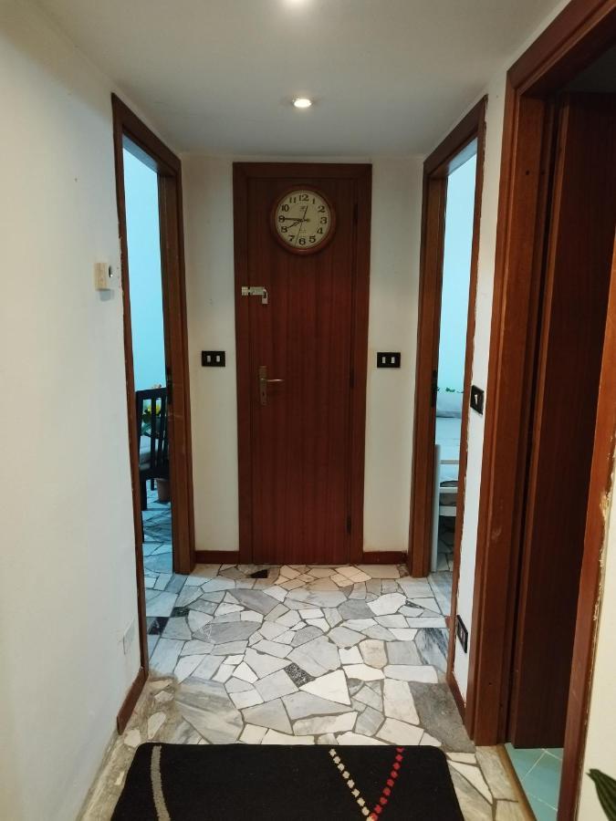 Apartment Fu Sweet *