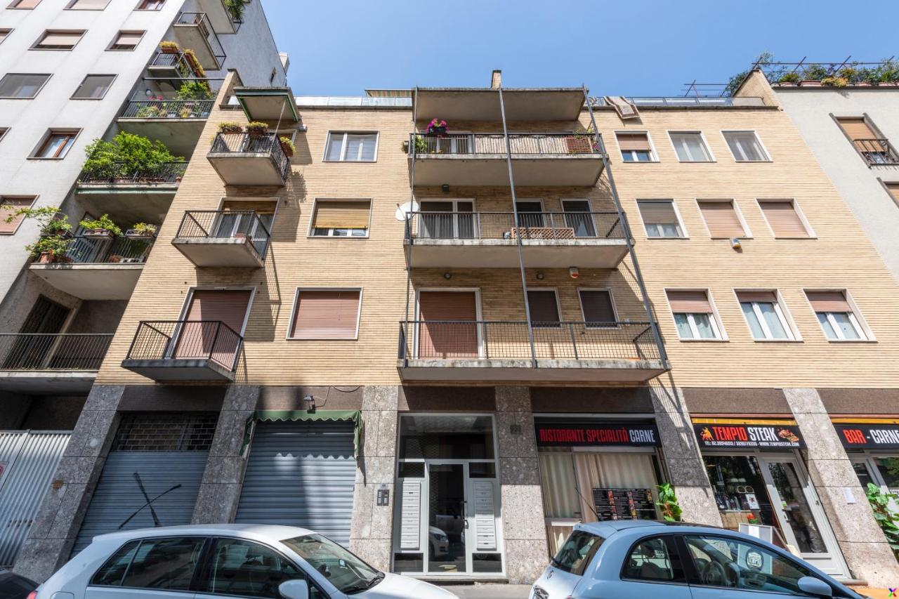 Bnbutler - Stromboli, 22 - Ampio, Luminoso Ed Elegante Apartment Milan