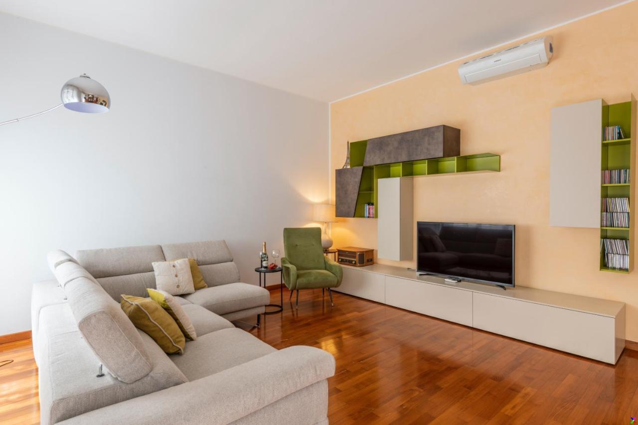 Bnbutler - Stromboli, 22 - Ampio, Luminoso Ed Elegante * Milan